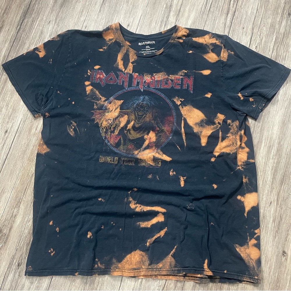 Iron Maiden rock band tie die  Men's T-Shirt